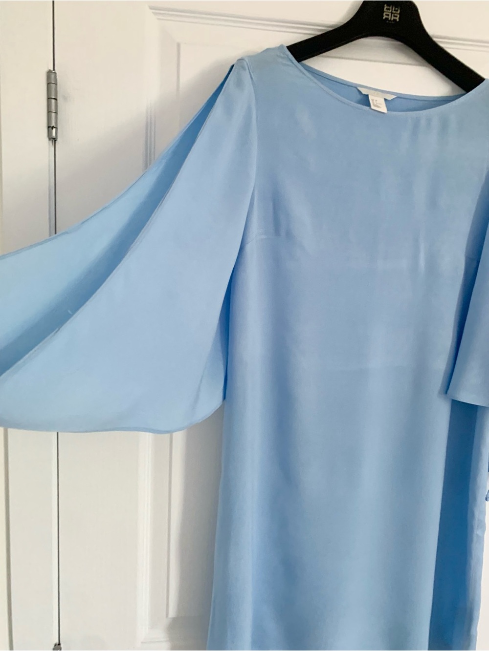 H&M Light Blue Cape Sleeve Shift Dress - Picture 4 of 8